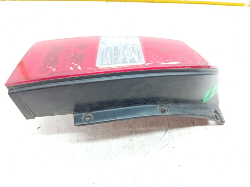 Recambio de piloto trasero izquierdo para hyundai tucson (jm) 2.0 referencia OEM IAM   