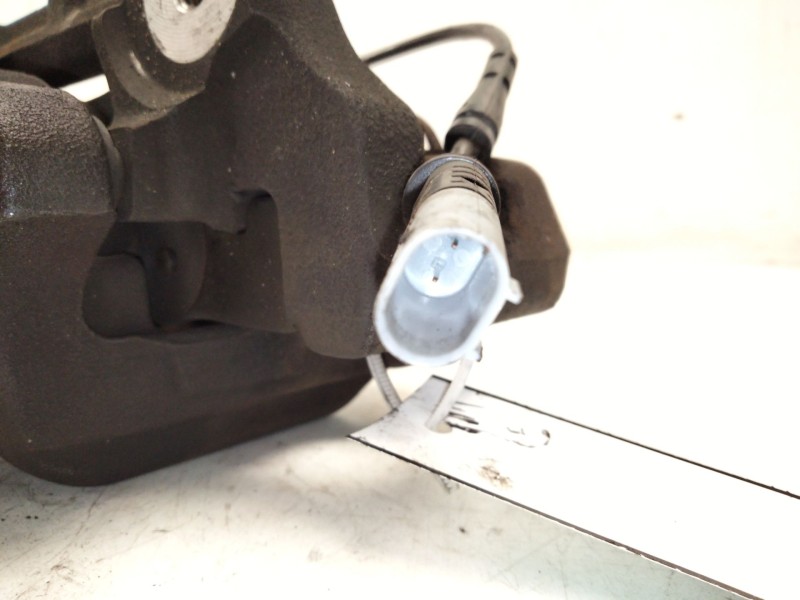 Recambio de pinza freno delantera derecha para bmw 3 touring (f31) 318 d referencia OEM IAM   