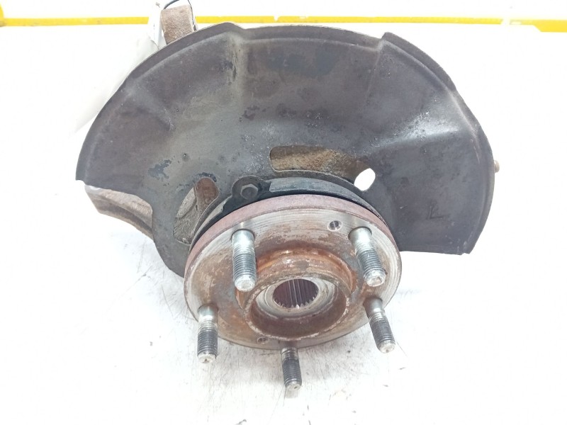 Recambio de mangueta delantera izquierda para hyundai tucson (jm) 2.0 referencia OEM IAM   