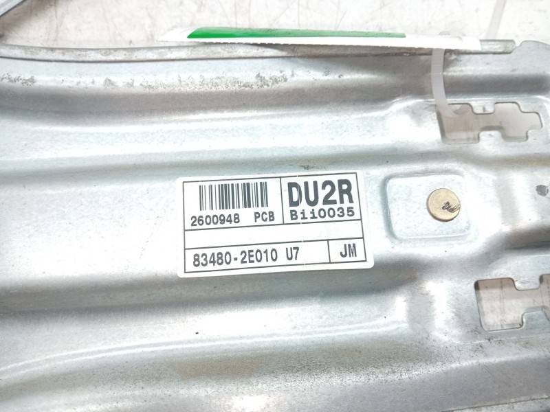 Recambio de elevalunas trasero derecho para hyundai tucson (jm) 2.0 referencia OEM IAM 83402E010  