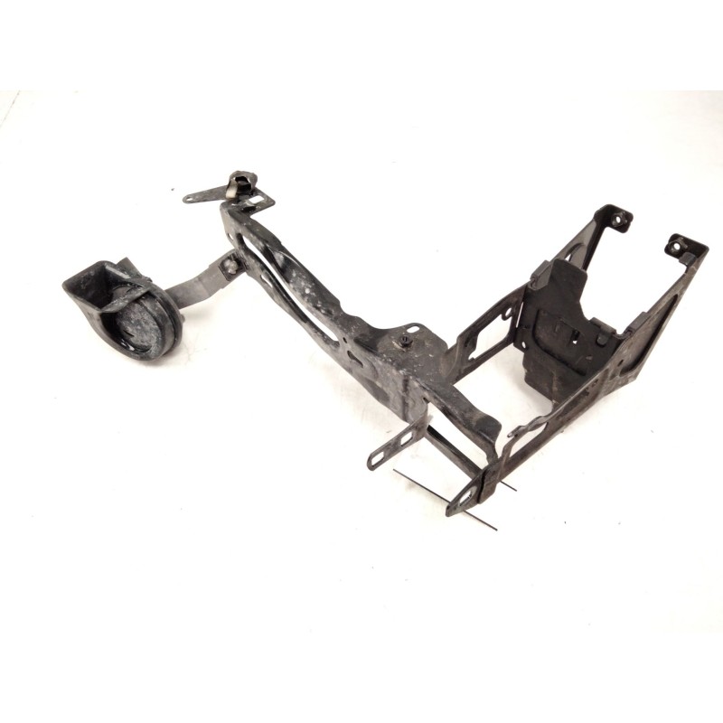 Recambio de soporte faro izquierdo para bmw 3 touring (f31) 318 d referencia OEM IAM   