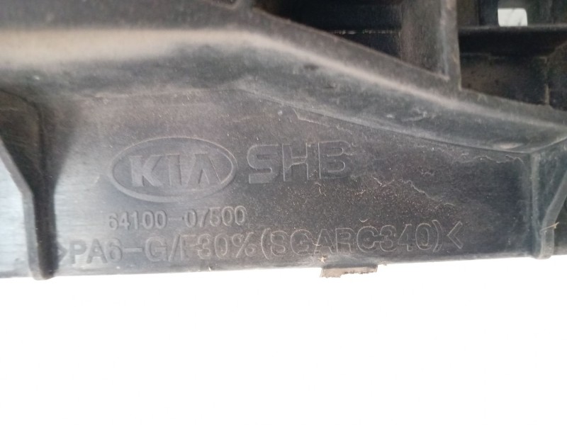 Recambio de panel frontal para kia picanto i (sa) 1.1 referencia OEM IAM 6410007500  
