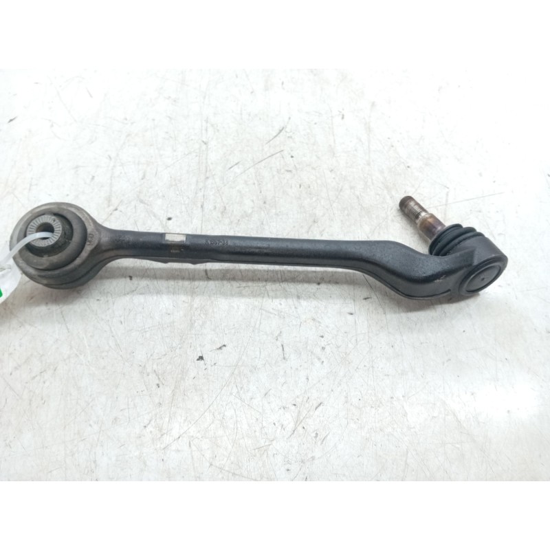 Recambio de brazo suspension inferior delantero derecho para bmw 3 touring (f31) 318 d referencia OEM IAM A6852991  