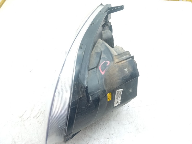 Recambio de faro derecho para kia picanto i (sa) 1.1 referencia OEM IAM 9210207  