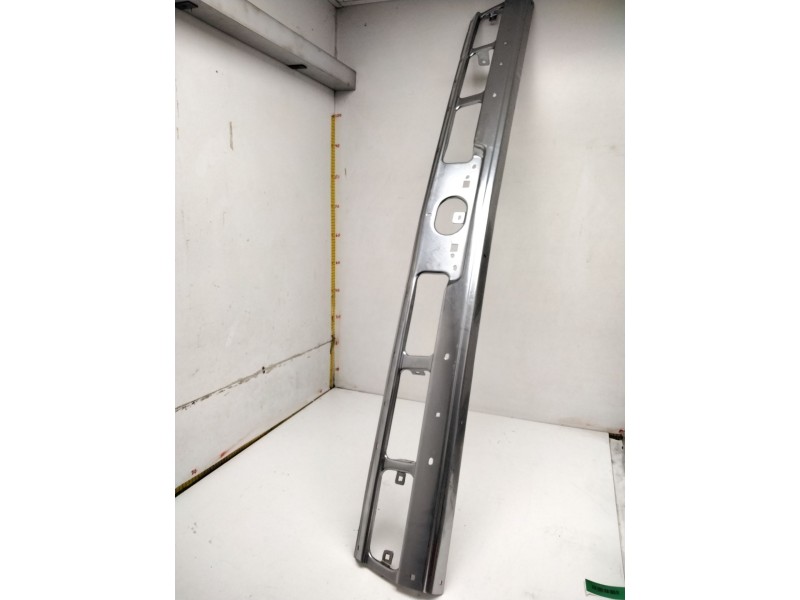 Recambio de paragolpes delantero para nissan pick up (d22) 3.2 d 4wd referencia OEM IAM CROMADO  NUEVO