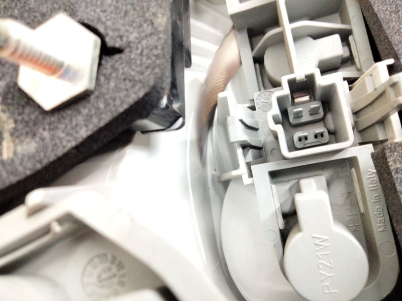 Recambio de piloto trasero derecho para volvo c30 (533) 1.6 d referencia OEM IAM   