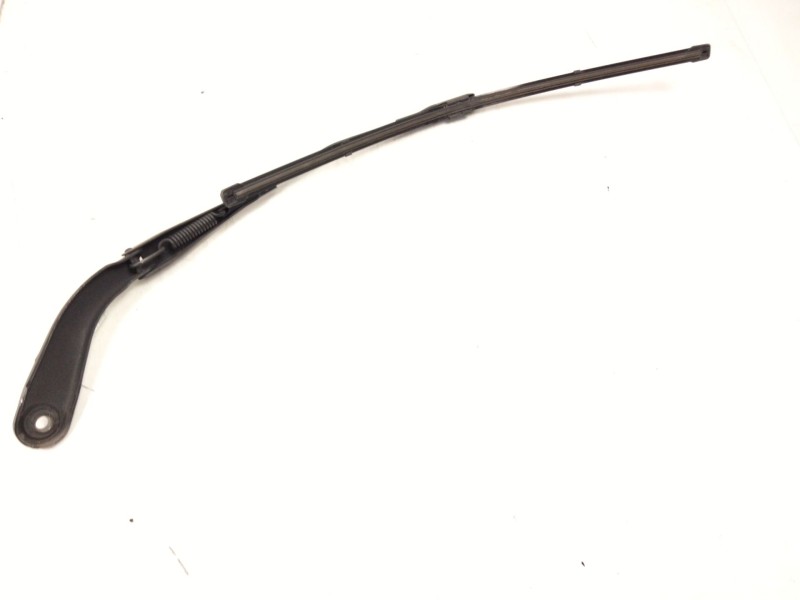 Recambio de brazo limpia delantero izquierdo para bmw 3 touring (f31) 318 d referencia OEM IAM W000026577B  