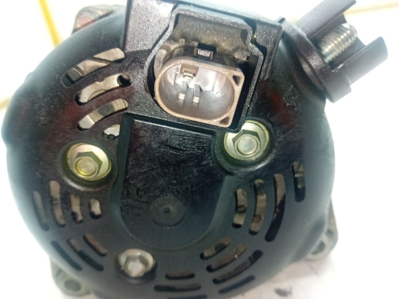 Recambio de alternador para ford focus iv (hn) 1.0 ecoboost referencia OEM IAM MS1042113331  