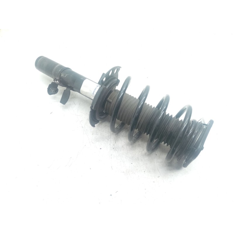 Recambio de amortiguador delantero derecho para ford focus iv (hn) 1.0 ecoboost referencia OEM IAM 32Z82A  