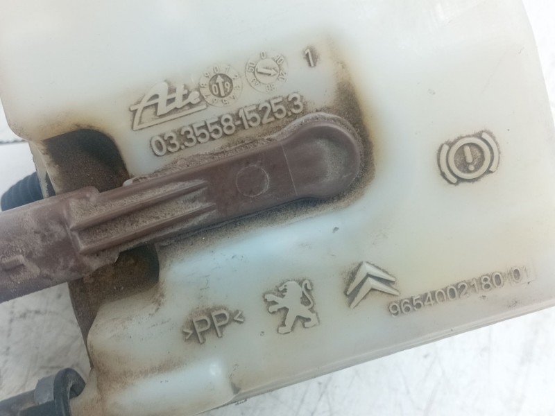 Recambio de bomba freno para peugeot 3008 confort referencia OEM IAM 965400218001  
