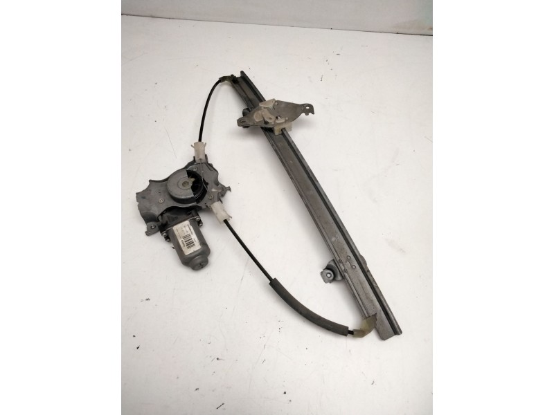 Recambio de elevalunas delantero derecho para nissan almera tino (v10) 2.2 dci referencia OEM IAM 400698  