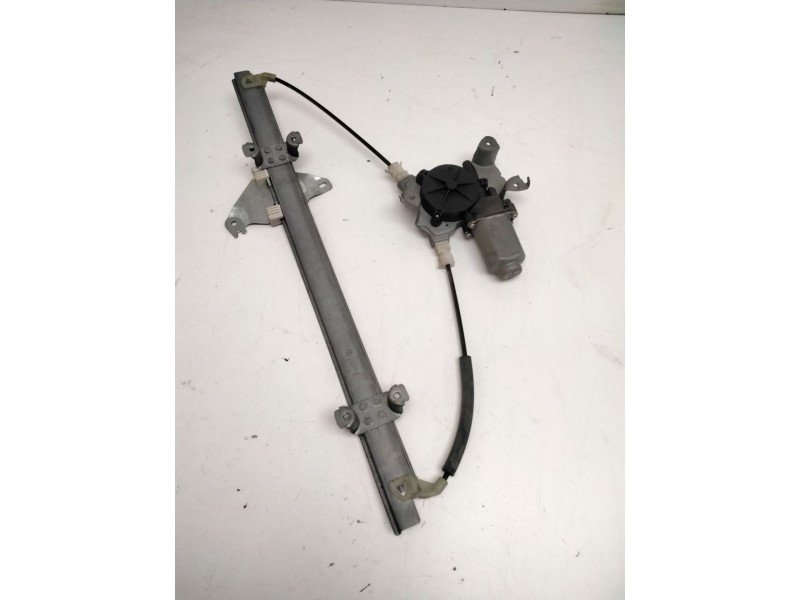 Recambio de elevalunas delantero derecho para nissan almera tino (v10) 2.2 dci referencia OEM IAM 400698  