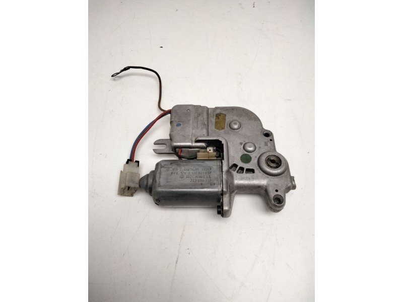 Recambio de motor techo electrico para volkswagen passat b3/b4 (315, 3a5) 1.9 td referencia OEM IAM 0130821837  773696713