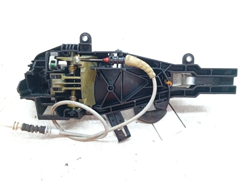 Recambio de maneta exterior delantera derecha para bmw x3 (f25) xdrive 20 d referencia OEM IAM 7207694  