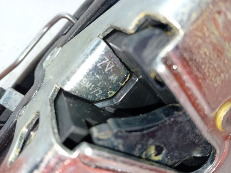 Recambio de cerradura puerta delantera derecha para bmw x3 (f25) xdrive 20 d referencia OEM IAM A053702  