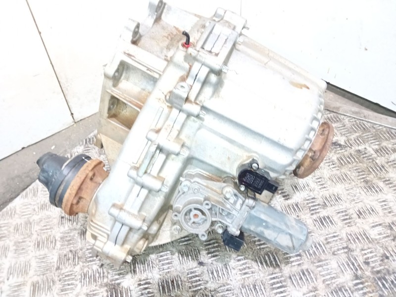 Recambio de caja transfer para land rover discovery iii (l319) 2.7 td 4x4 referencia OEM IAM 8452228031  