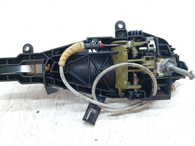 Recambio de maneta exterior delantera izquierda para bmw x3 (f25) xdrive 20 d referencia OEM IAM 7207693  