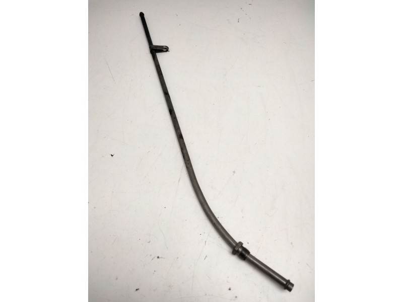 Recambio de tubo para nissan patrol iii/1 hardtop (k160) 2.8 d referencia OEM IAM 990362  TUBO GUIA VARILLA ACEITE
