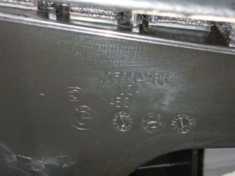Recambio de consola central para bmw x3 (f25) xdrive 20 d referencia OEM IAM 105004286  