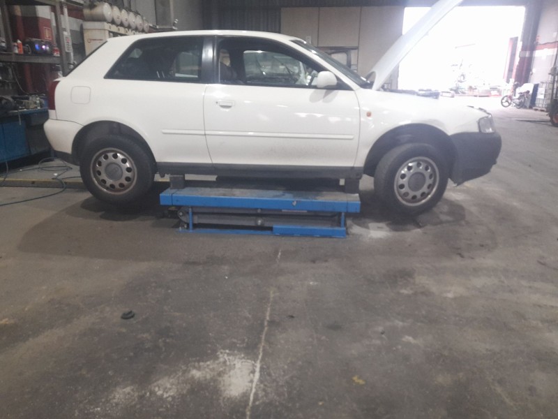 audi a3 (8l1) del año 1997
