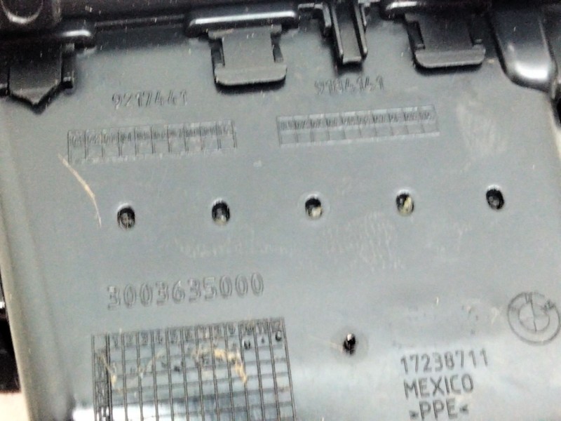 Recambio de aireador izquierdo para bmw x3 (f25) xdrive 20 d referencia OEM IAM 17238711  