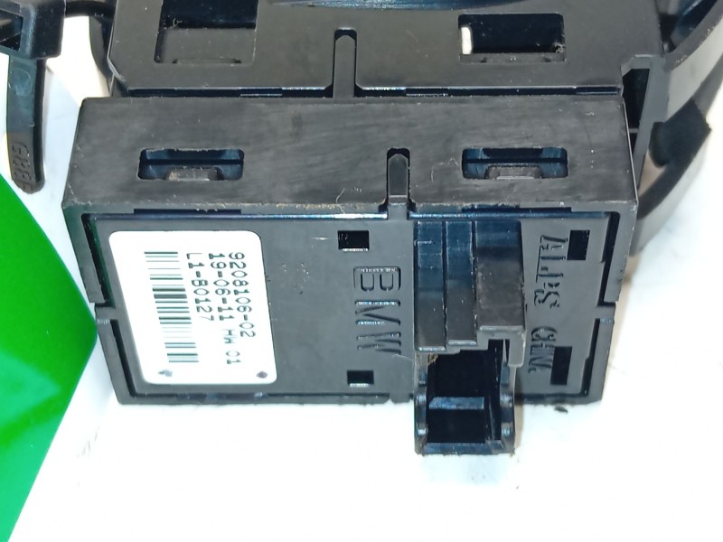 Recambio de mando elevalunas trasero derecho para bmw x3 (f25) xdrive 20 d referencia OEM IAM 920810602  