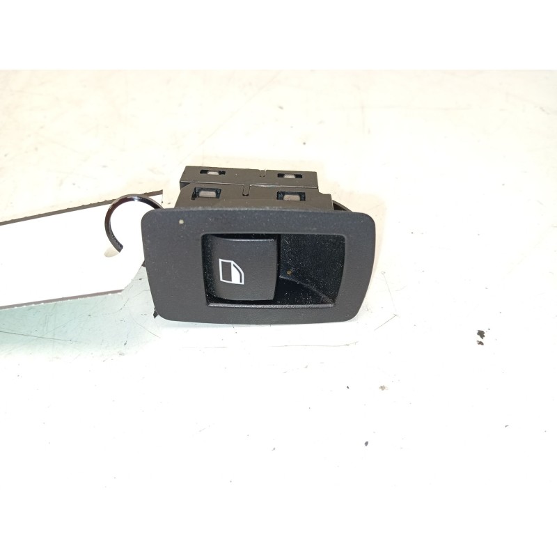 Recambio de mando elevalunas delantero derecho para bmw x3 (f25) xdrive 20 d referencia OEM IAM 920810602  