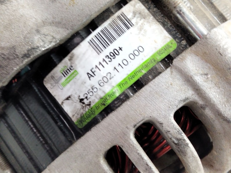 Recambio de alternador para hyundai terracan (hp) 2.9 crdi gl referencia OEM IAM 255602110  