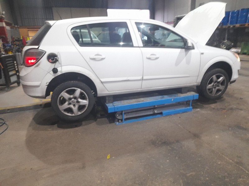 opel astra h (a04) del año 2007