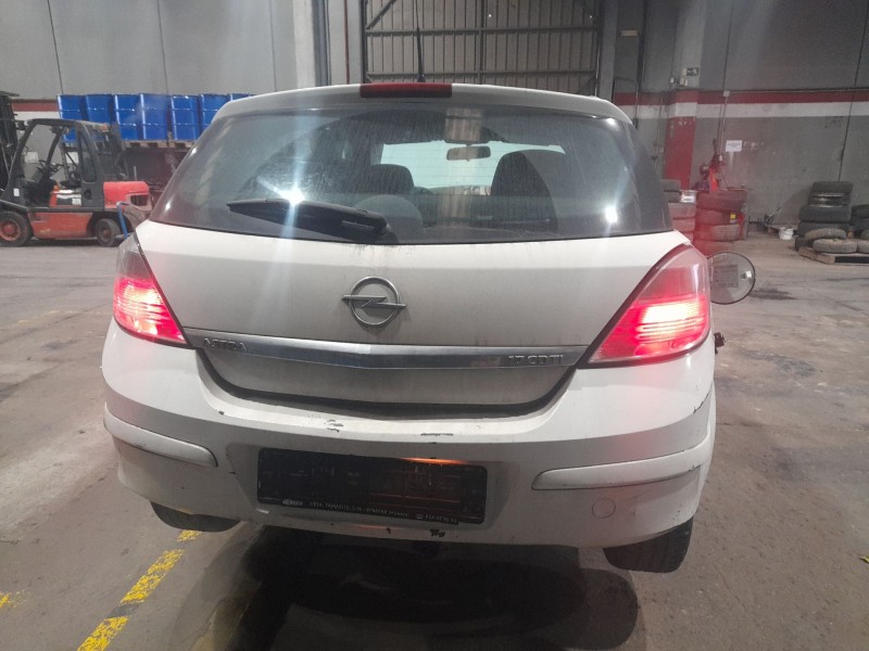 opel astra h (a04) del año 2007