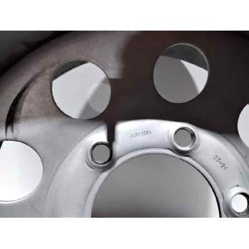 Recambio de llanta hierro para opel frontera a básico referencia OEM IAM 15 6TORNILLOS  