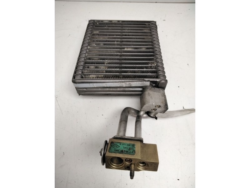 Recambio de radiador calefaccion / aire acondicionado para renault kangoo (f/kc0) fairway 4x4 referencia OEM IAM A31100600  