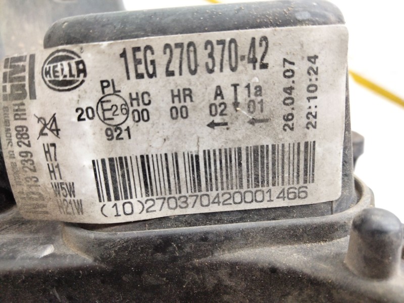 Recambio de faro derecho para opel astra h (a04) 1.7 cdti (l48) referencia OEM IAM 27037042  
