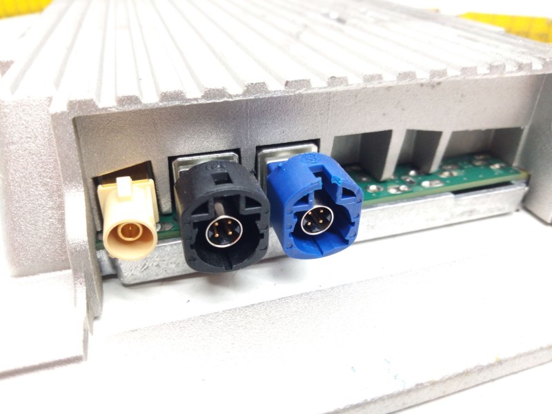 Recambio de centralita bluetooth para bmw x3 (f25) xdrive 20 d referencia OEM IAM 925715001  