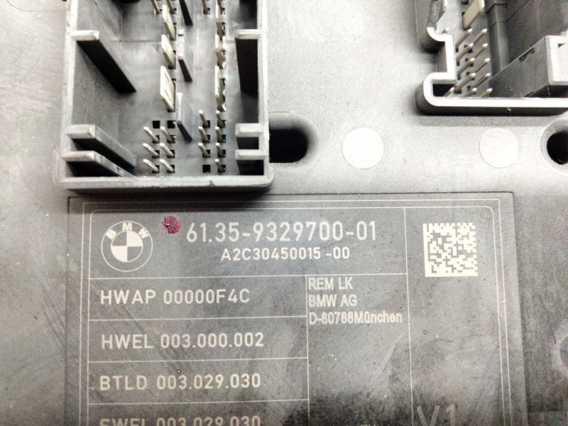 Recambio de caja fusibles para bmw 3 touring (f31) 318 d referencia OEM IAM 61359329700  