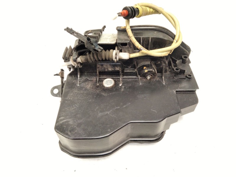 Recambio de cerradura puerta delantera derecha para bmw serie 1 berlina (e81/e87) 118d referencia OEM IAM 7229458  