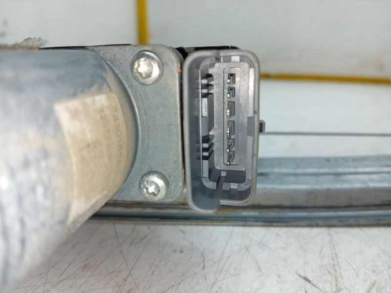 Recambio de elevalunas delantero derecho para citroën c4 ii (nc_) 1.6 hdi 110 referencia OEM IAM 121786AVD  