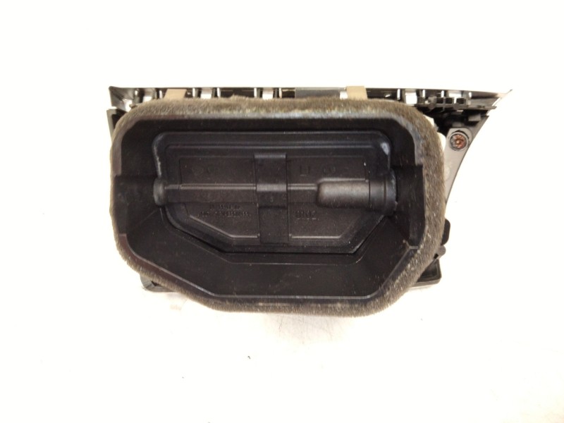Recambio de aireador izquierdo para bmw 3 touring (f31) 318 d referencia OEM IAM 9218549  