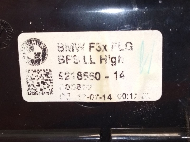 Recambio de aireador derecho para bmw 3 touring (f31) 318 d referencia OEM IAM 9218550  