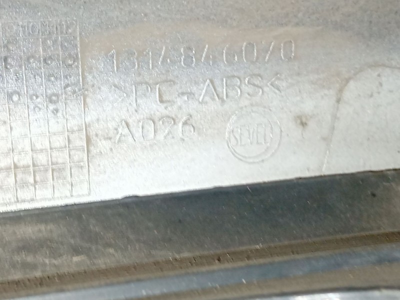 Recambio de rejilla delantera para fiat ducato furgón (250_) 180 multijet 2,3 d referencia OEM IAM   