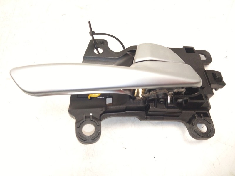 Recambio de maneta interior delantera derecha para hyundai tucson (tl, tle) 2.0 crdi referencia OEM IAM   