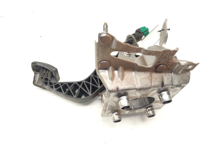Recambio de pedal embrague para citroën c4 ii (nc_) 1.6 hdi 110 referencia OEM IAM   