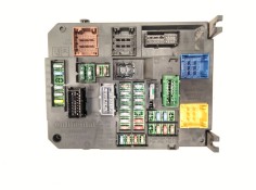 Recambio de caja fusibles para citroën c4 ii (nc_) 1.6 hdi 110 referencia OEM IAM 9665547480  