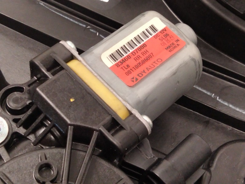 Recambio de elevalunas trasero derecho para hyundai tucson (tl, tle) 2.0 crdi referencia OEM IAM 83480D7600  