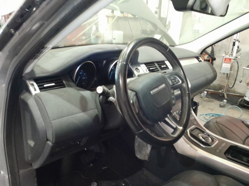 land rover evoque del año 2011