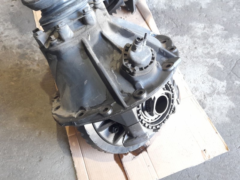 Recambio de diferencial trasero para scania serie p/g/r (c-clase) referencia OEM IAM R780  