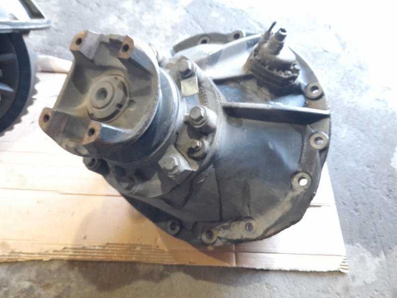 Recambio de diferencial trasero para scania serie p/g/r (c-clase) referencia OEM IAM R780  