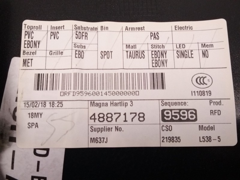 Recambio de guarnecido puerta delantera derecha para land rover evoque 2.0 td4 cat referencia OEM IAM BJ3220962  