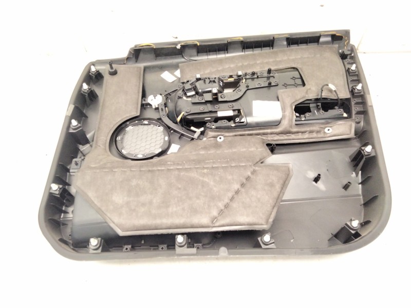 Recambio de guarnecido puerta delantera izquierda para land rover evoque 2.0 td4 cat referencia OEM IAM BJ3220963  