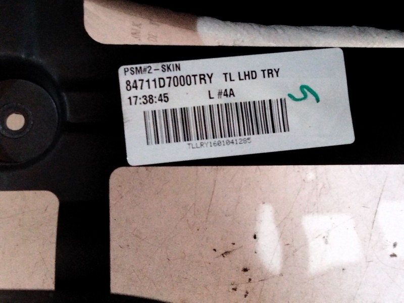 Recambio de salpicadero para hyundai tucson (tl, tle) 2.0 crdi referencia OEM IAM 84711D7000  